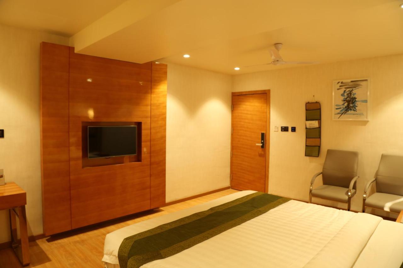Hotel Reva Regency Bhopál Kültér fotó